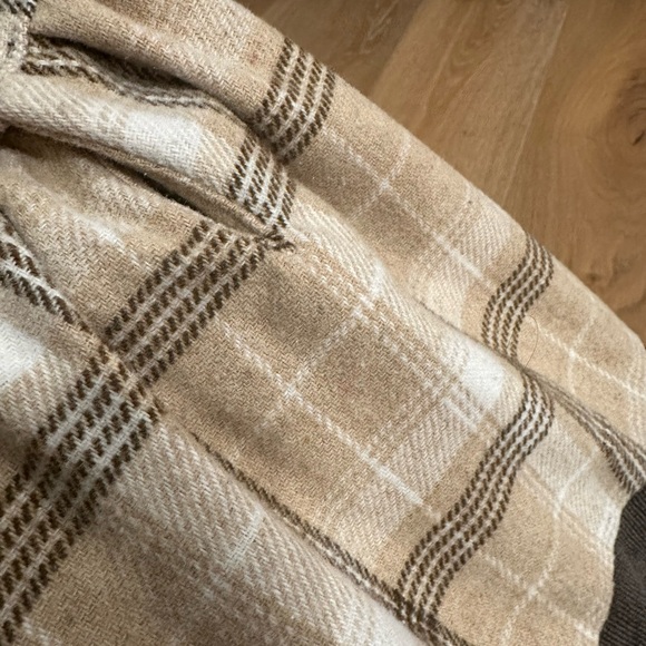 Kori Button-up top size M - Picture 6 of 6